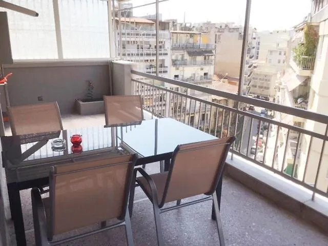 Modern Style Apartment,Central Thessaloniki, 100Qm Appartamento